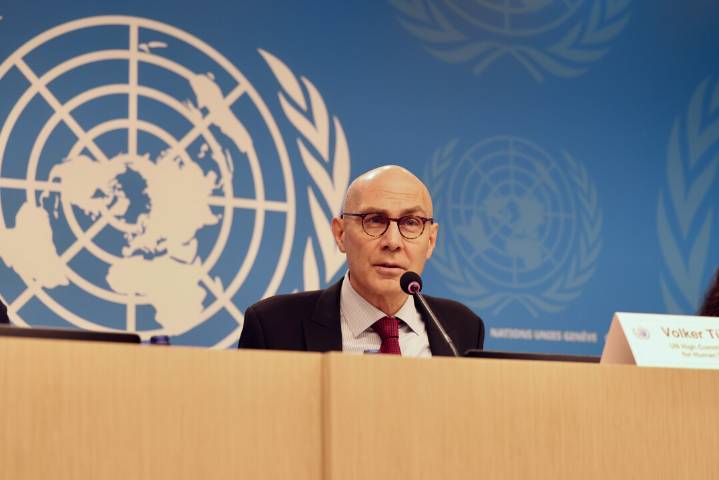 El Alto Comisionado de la ONU denuncia que los ataques de EE.UU. en el Caribe y el Pacífico contravienen el derecho internacional