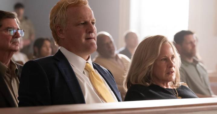 Review: What's there left to say about the Murdaugh murders and 'killer clown' John Wayne Gacy? A lot