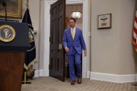 Louisiana Gov.: LSU AD won’t be involved in football coach hiring process