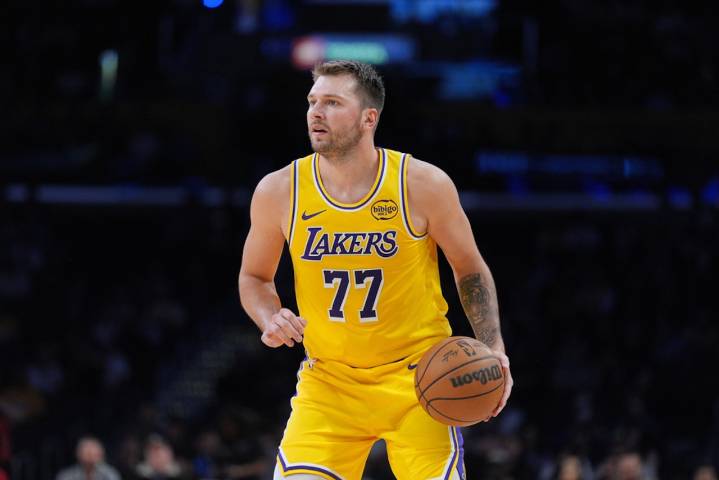 Lakers vs. Warriors FREE STREAM today: How to watch Luka Doncic, Stephen Curry