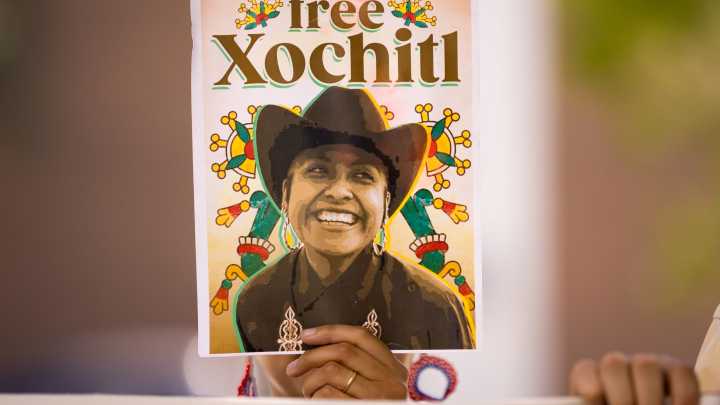 Judge orders ICE to release DACA recipient ‘Xóchitl’ Santiago