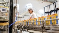 La mayor empresa alimentaria del mundo recortará 16.000 empleos debido, en parte, a la automatización