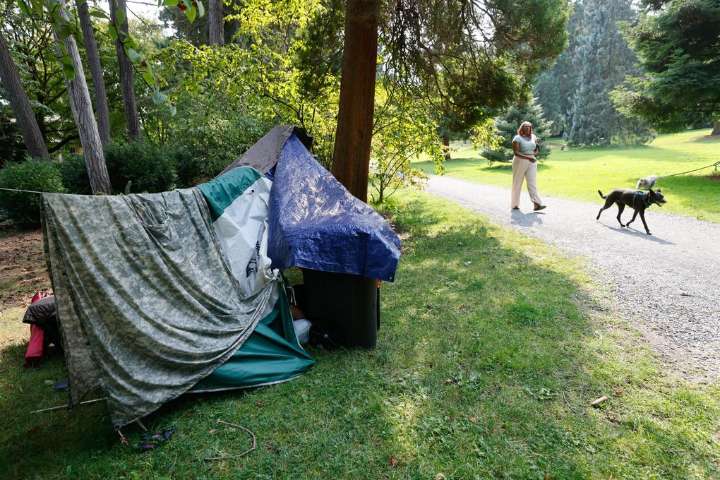 Seattle residents report encampments in record numbers