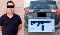DEJA RIFLE A LA VISTA EN SU CAMIONETA Y TERMINA DETENIDO EN LEÓN