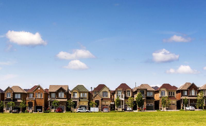 Toronto home sales rise to eight-month high in September