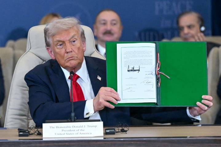 ATENCIÓN: Trump y líderes de Medio Oriente firman histórico acuerdo de paz entre Israel y Hamás