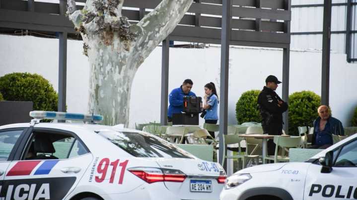 Tras el escándalo el que apuntó a su hijo con un revólver fue presidente de Desamparados