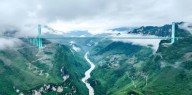 “Inauguran el puente más alto del mundo: 2.980 metros que ahorran dos horas de viaje”