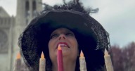 Self-described vampiress leads spooky San Francisco tours