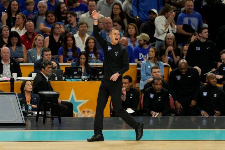 Duke’s Jon Scheyer receives contract extension through 2030
