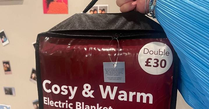 'I tested Martin Lewis-approved £30 method to stay warm at night without heating'