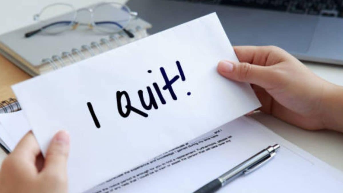 Man Quits Toxic ‘Lala Company’ Job, Claims Management Is ‘Begging Me To Stay’: ‘Company Ka Name Batao’