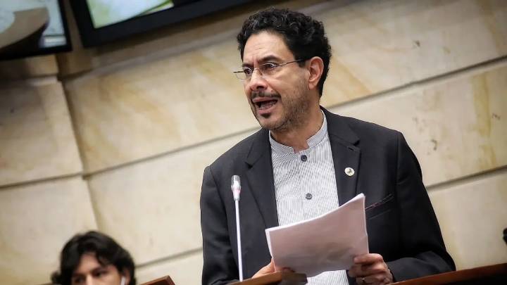 “Interpondremos recurso de casación”: Iván Cepeda tras la decisión del Tribunal Superior de Bogotá de absolver a Álvaro Uribe