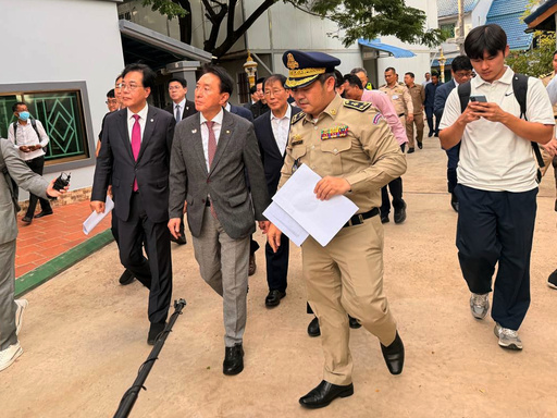 La policía de Camboya arresta a 57 surcoreanos por presuntos vínculos con estafas en línea