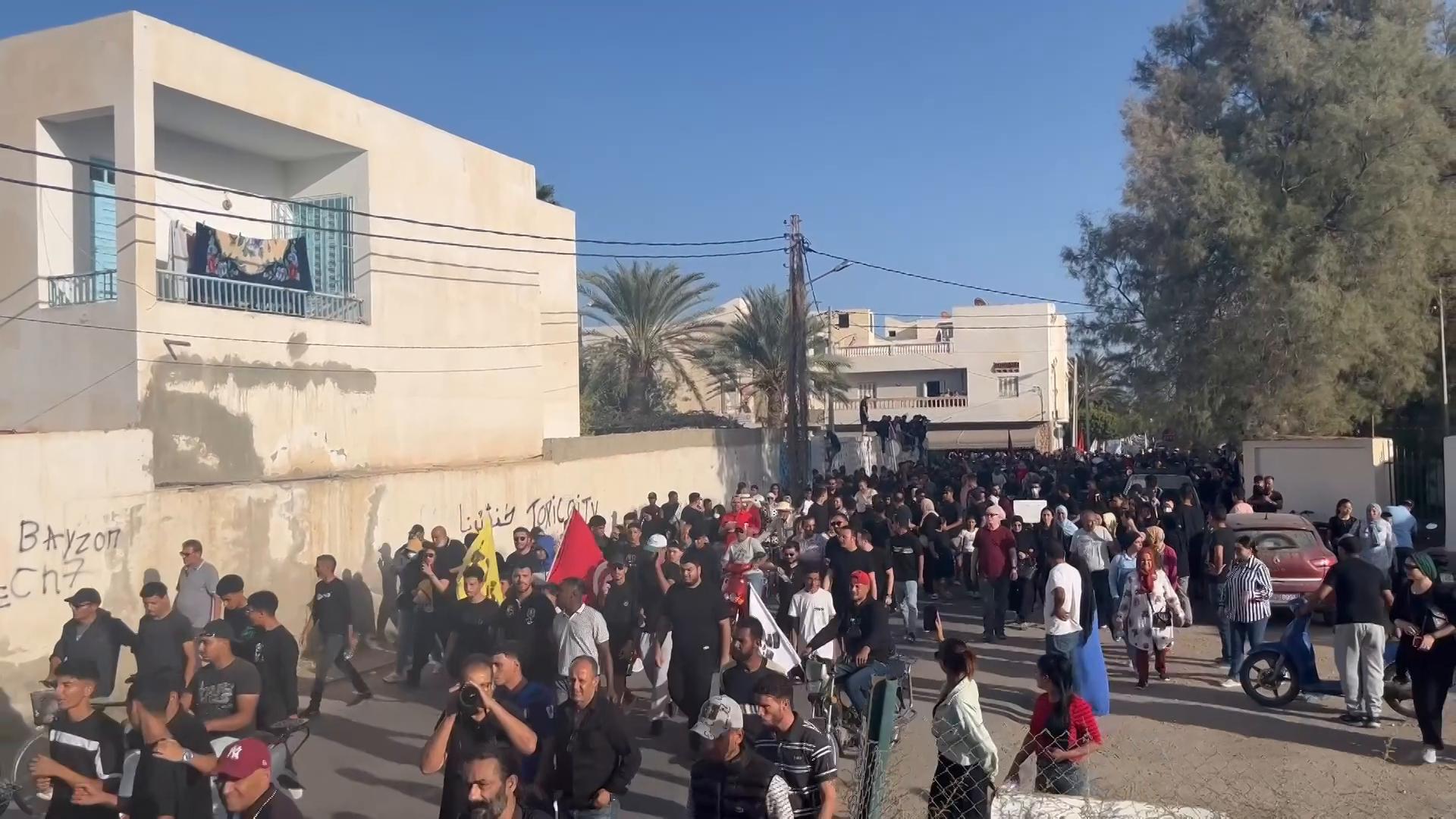 Clashes break out in southern Tunisia as protest over pollution turns violent