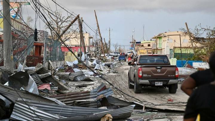 Melissa se debilita tras dejar 50 muertos en islas del Caribe
