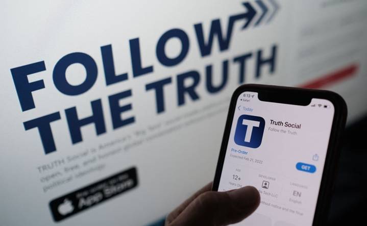 Truth Social, red social de Trump, abrirá un mercado para apuestas deportivas y políticas