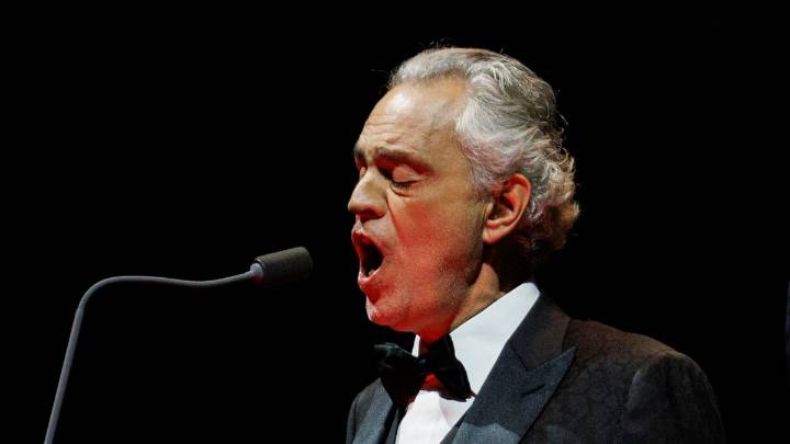 Andrea Bocelli canta frente a Trump en el Despacho Oval