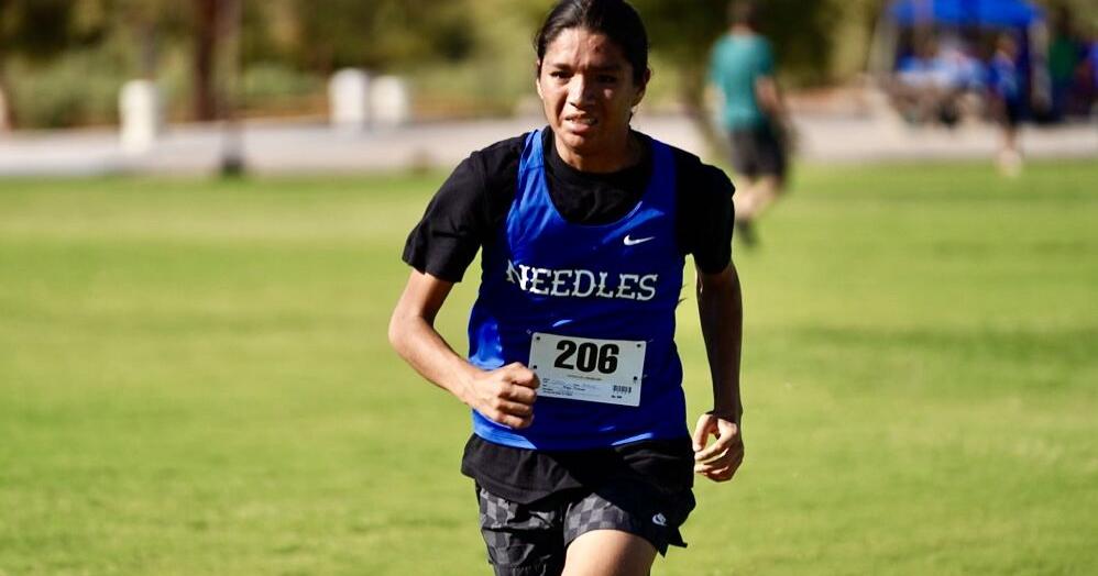 Needles cross country races at Ray Reynolds Invite