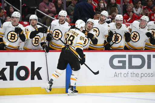 Pastrnak has a 3-point night in the Bruins' 3-1 victory over Ovechkin and the Capitals