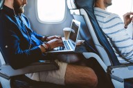 Passenger Drops Laptop, Forcing United Pilots to Turn Around