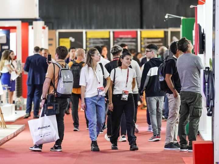 Anticipo de la Bienal Internacional de la Industria Eléctrica, Electrónica y Luminotécnica