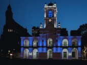 Noche de gala en el Cabildo: baile al modo "Bridgerton", pero en la Buenos Aires del siglo XXI