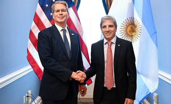 Argentina y Estados Unidos oficializaron la firma del swap por 20 mil millones de dólares