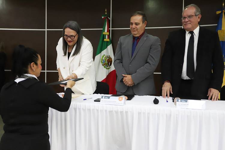 Certifican a funcionarios en investigación de desaparición