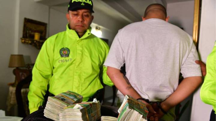 Duro golpe a red de estafas digitales en cinco municipios de Antioquia: incautaron más de mil millones de pesos en efectivo