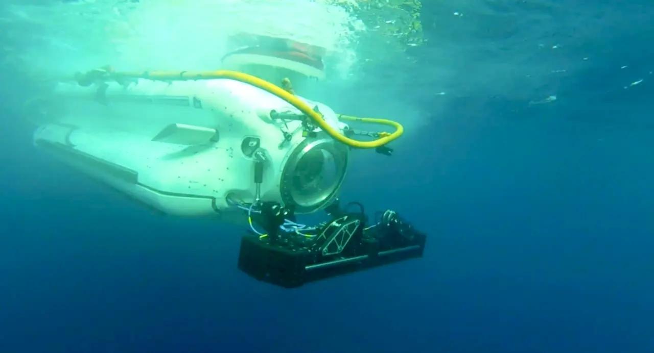 Indian Navy Displays India’s Submarine Rescue Capabilities In The South China Sea
