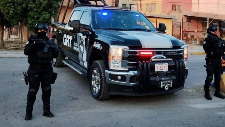 Sujeto huye de PLEITO y se esconde en supermercado en Torreón; GRT ingresó y lo detuvo