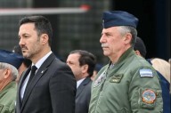 El Gobierno dio ascensos retroactivos a militares "marginados" por Alberto Fernández