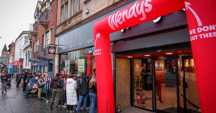 Queues as Wendy's opens its doors in Nottingham as the chain teases drive