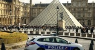 DNA traces reportedly help police nab Louvre suspects