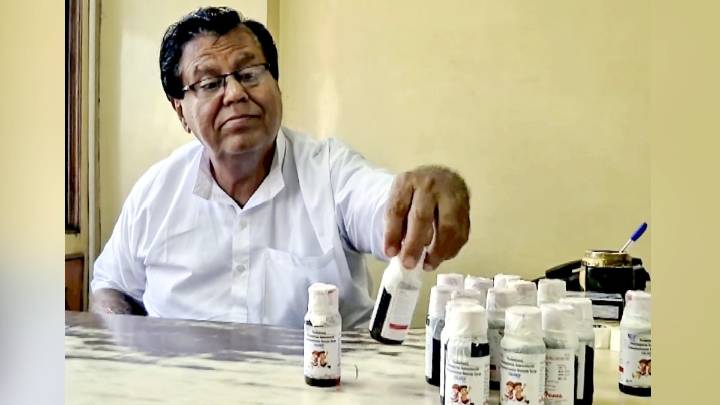 Centre steps in as child deaths linked to cough syrup surge, UP launches probe