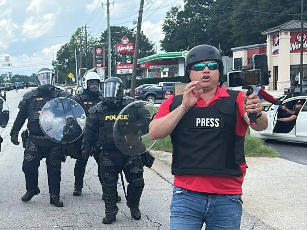 Emmy Award-winning journalist Mario Guevara deported to El Salvador