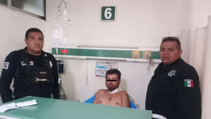 Hombre Apuñala a su Familia en Ecatepec y se Corta el Cuello: 3 Niños Están Hospitalizados