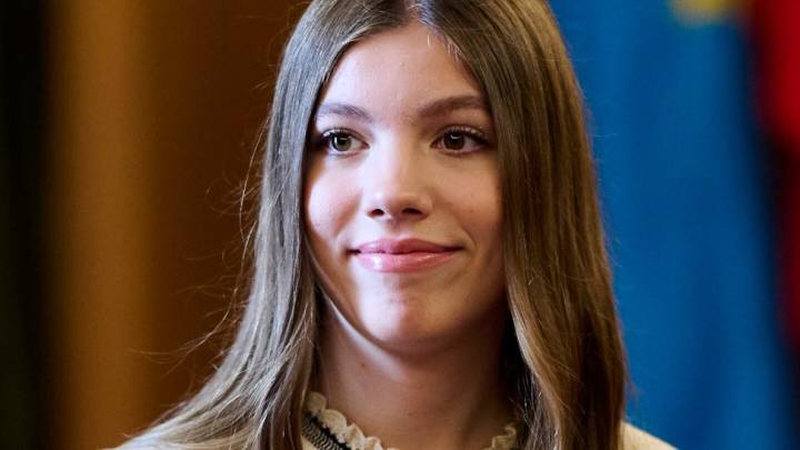 ¿Opacó a la princesa Leonor? La infanta Sofía presume impactante look negro en los Premios Princesa de Asturias