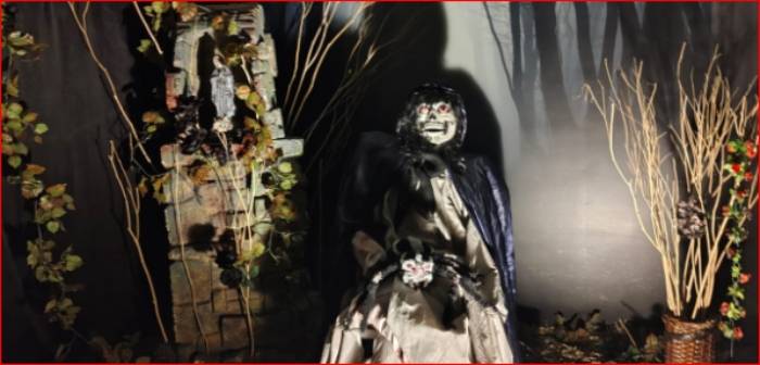 Halloween: Fábrica del terror en Outlet Factory Centro Comercial «Mitos que asustan, leyendas que encantan»