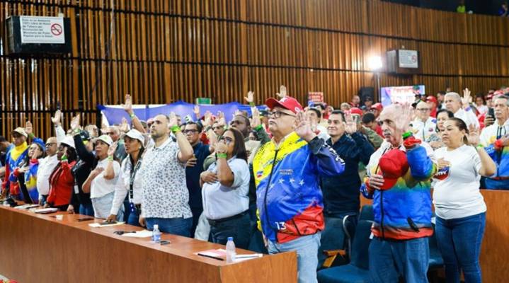 Juramentado equipo promotor del Congreso de la Clase Obrera