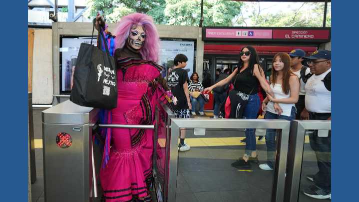 LGBTQ+ collective walks in Mexico City's Catrinas march in push for visibility