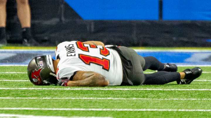 Scary Evans injury puts incredible streak in serious jeopardy