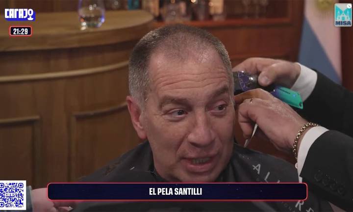 Diego Santilli cumplió la promesa y se peló tras su sorpresiva victoria en Buenos Aires
