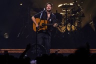 Concert review: Mumford and Sons thrill fans at first local show in nearly a decade