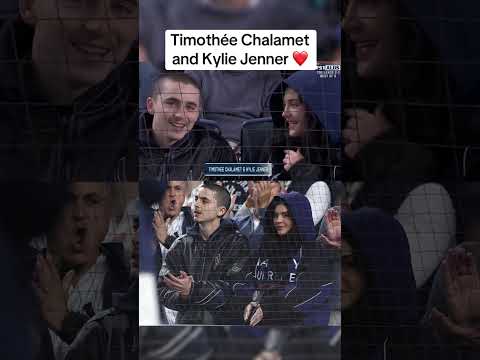 Timothée and Kylie were back on their sports dates last night at Yankee Stadium ❤️
