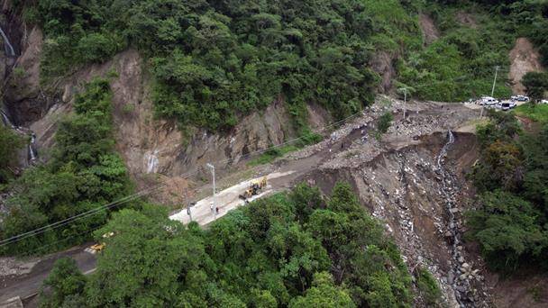 Las penurias se multiplican entre víctimas de mortales lluvias en México
