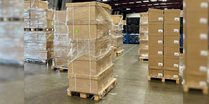 Traffic stop yields $1.6 million in counterfeit branded items, deputies say