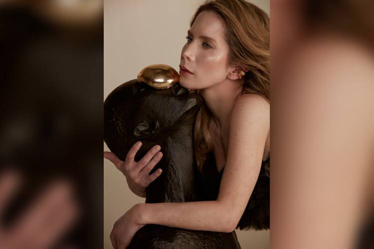 Laura Cala: la cirujana que redefine la belleza desde el bienestar femenino