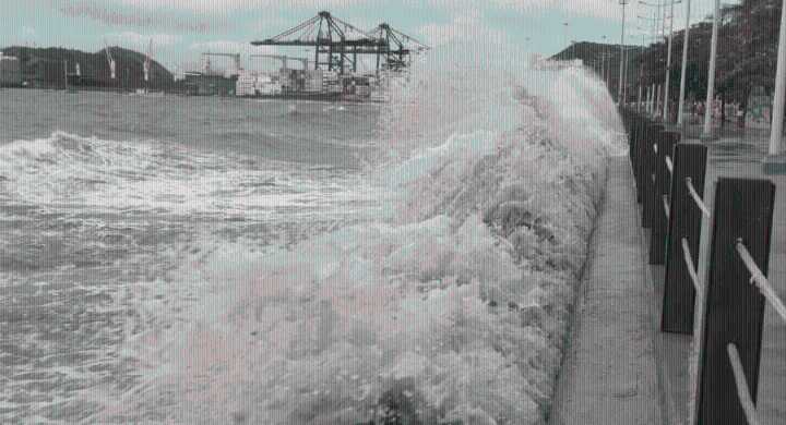 Huracán Melissa provoca olas de hasta 2,5 metros en el Caribe colombiano La Dimar alerta sobre incremento de oleaje y vientos en Atlántico, Bolívar y Magdalena; recomiendan precaución a bañistas y nav
